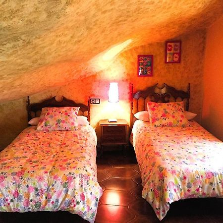 Casa Rural Cuevas Del Sol Setenil De Las Bodegas Bagian luar foto