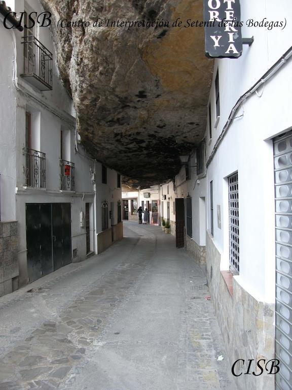 Casa Rural Cuevas Del Sol Setenil De Las Bodegas Bagian luar foto